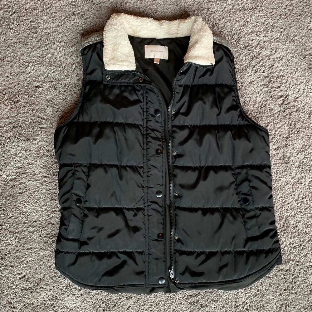Francesca’s Skies Are Blue Two Toned vest